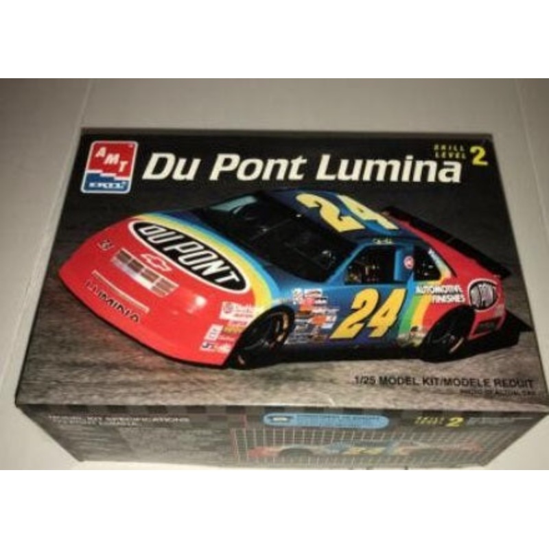 AMT 6852 1:25 Ertl Du Pont Lumina #24 Model Car Kit