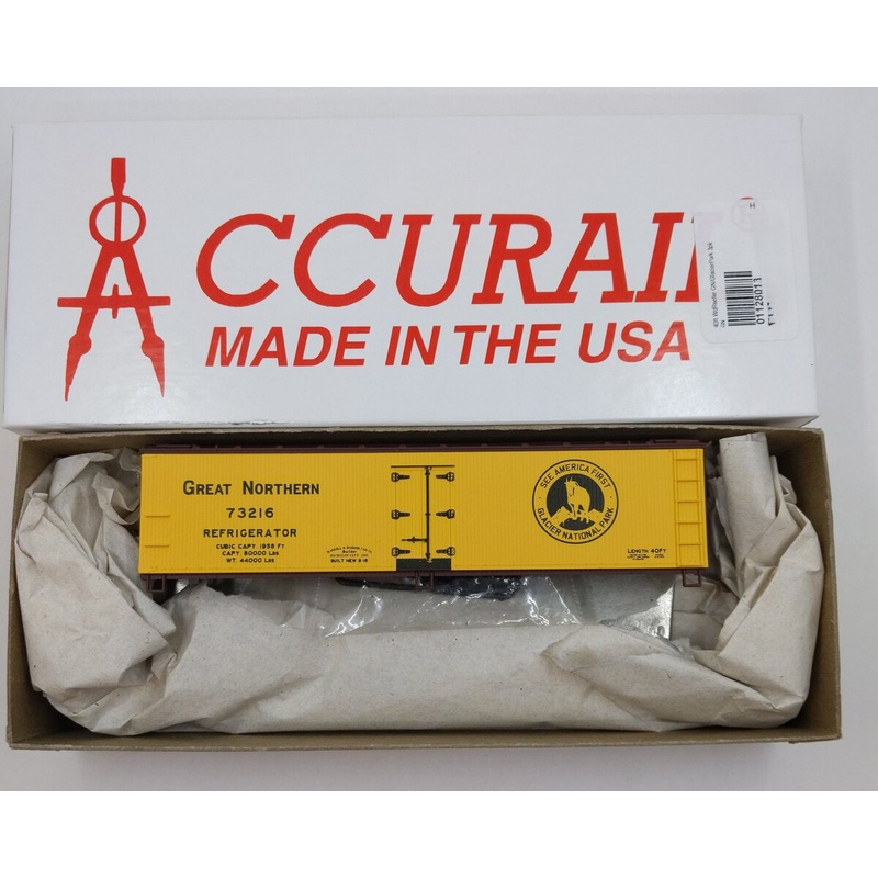 Accurail 8013 HO Great Northern 40′ Wood Reefer Kit #73216