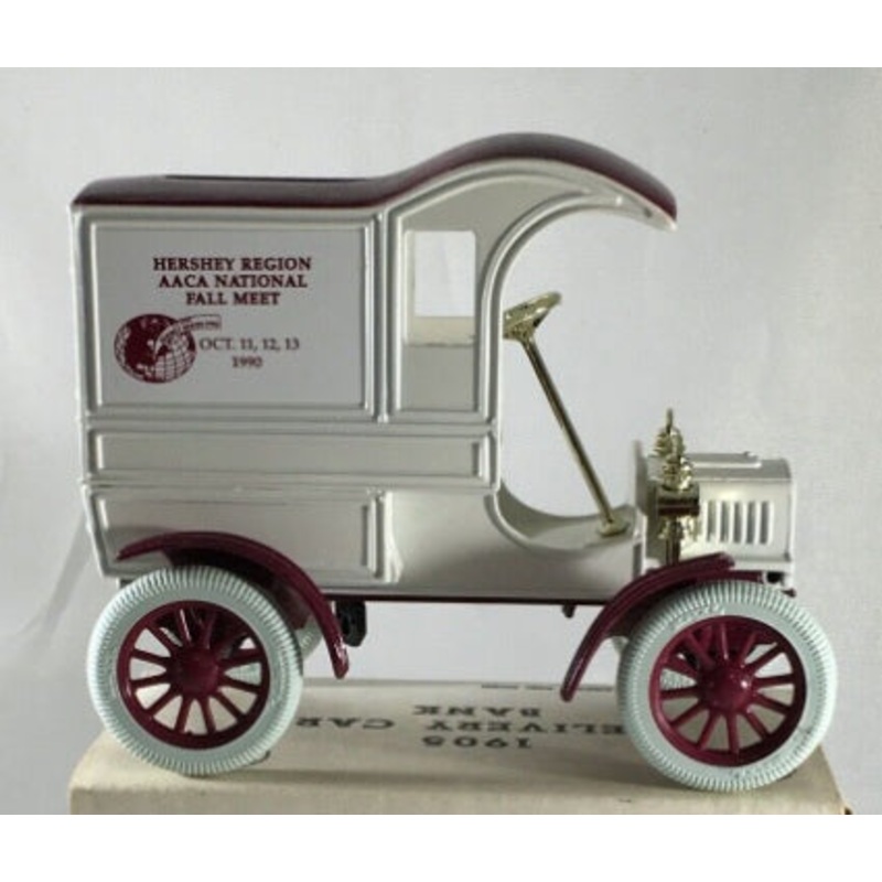 Ertl 7639 1/25 Scale Hershey Auto Club 1905 Ford Delivery Car Bank