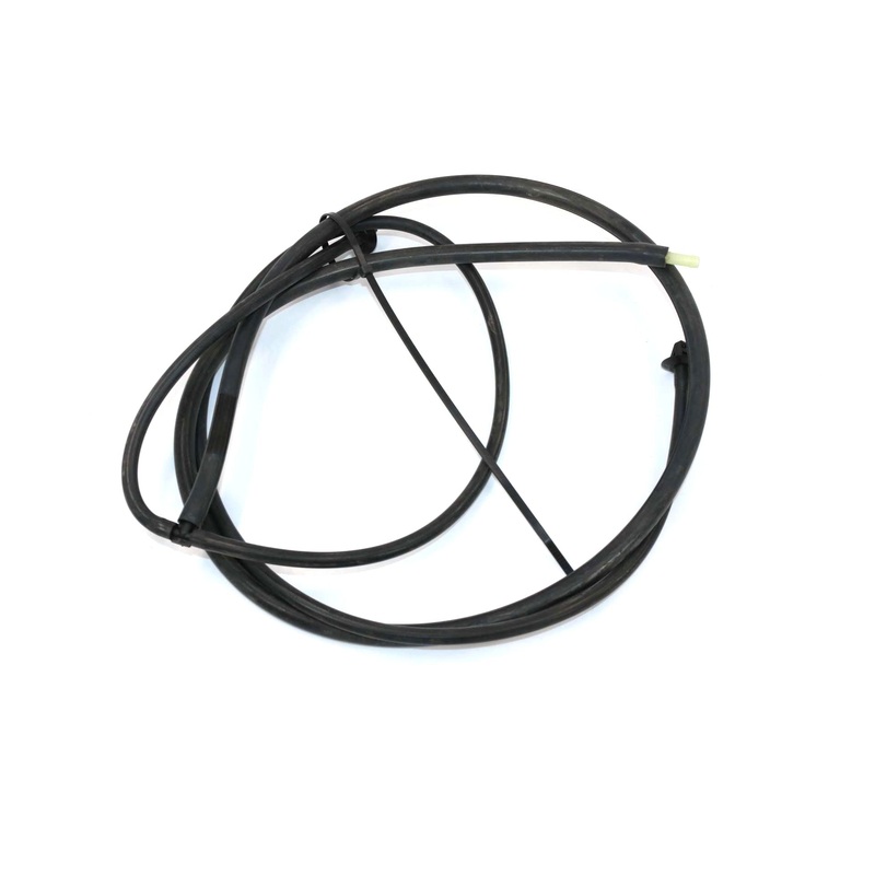 FREIGHTLINER TRUCK (DAIMLER) – A2269404002 – WINDSHIELD WASHER HOSE