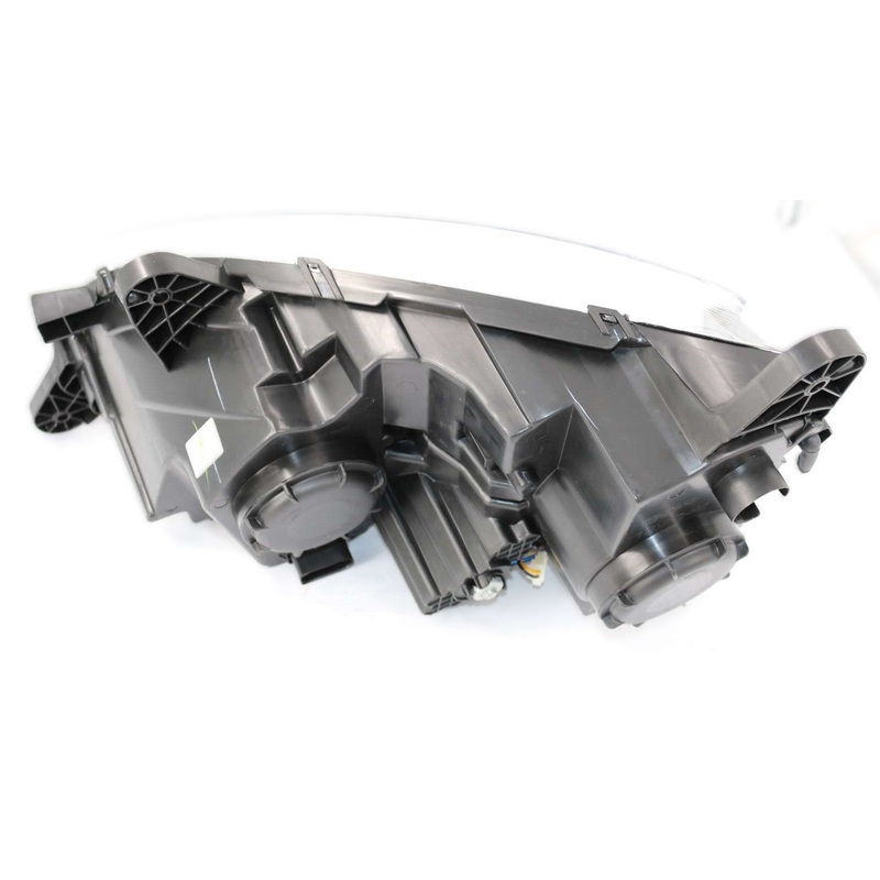 MATCH MADE – APL-10905 – 2015-19 PTRBLT 579 HDLT CHROME