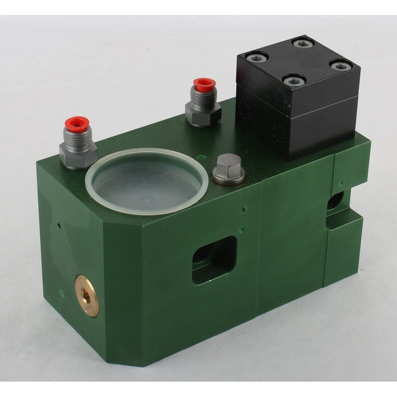 MONTABERT – 86759289 – HYD LUBE PUMP