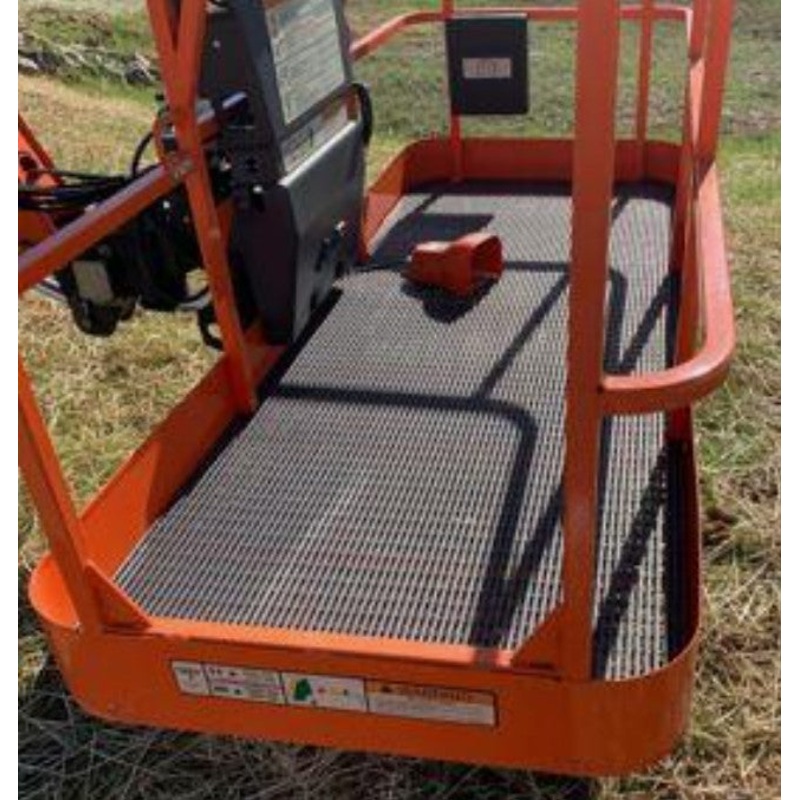 JLG – 1001274829 – INSTALLFLOOR MAT 36X96