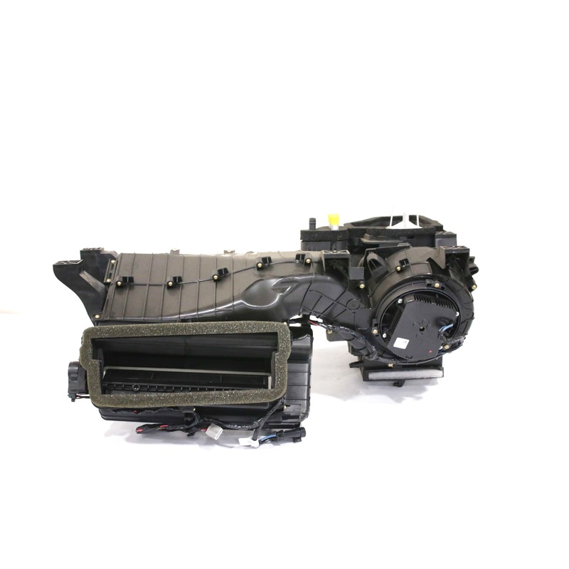 DAIMLER PARTS – A22-73651-001 – 38N MAIN HVAC UNIT